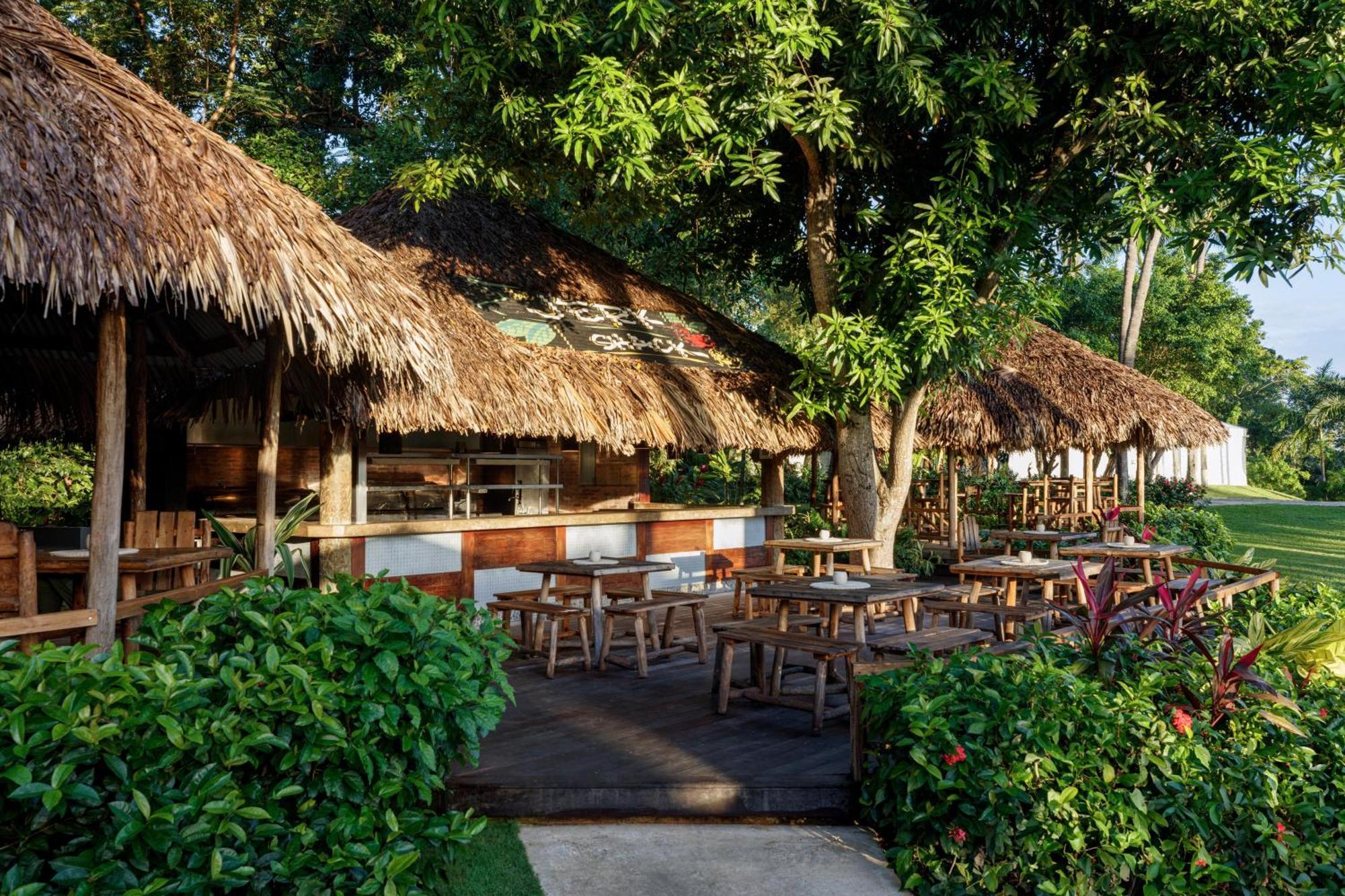 Sandals Ochi Beach All Inclusive Resort - Couples Only (Adults Only) Ocho Rios Eksteriør bilde